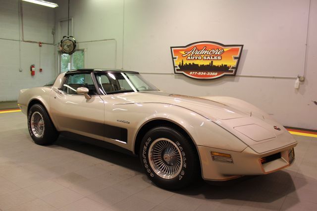 1982 Chevrolet Corvette -- - photo 3