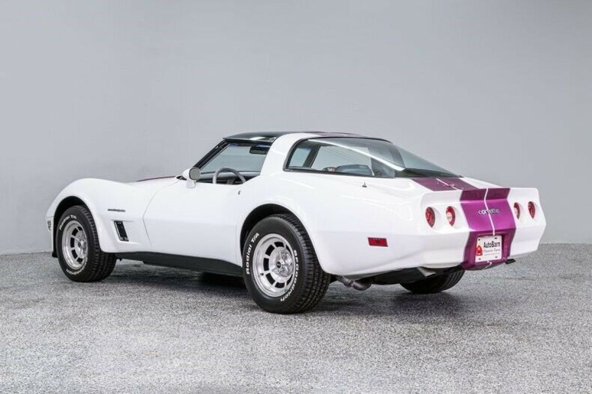 1982 Chevrolet Corvette - photo 4