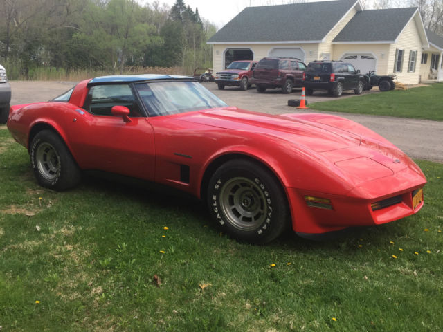 1982 Chevrolet Corvette - photo 2