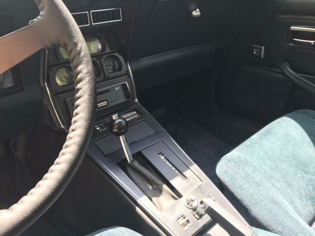 1982 Chevrolet Corvette - photo 6