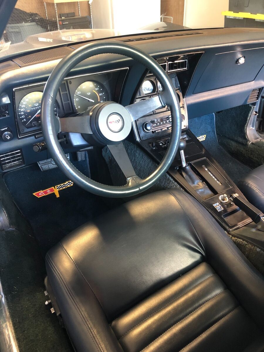 1982 Chevrolet Corvette - photo 8