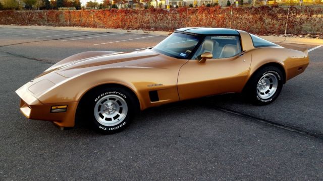 1982 Chevrolet Corvette - photo 2