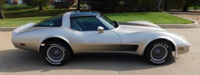 1982 Chevrolet Corvette COLLECTOR EDITION - photo 7