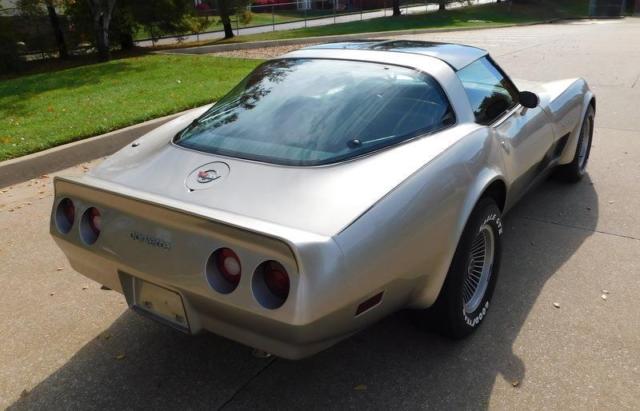 1982 Chevrolet Corvette COLLECTOR EDITION - photo 9