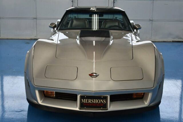 1982 Chevrolet Corvette Collector Edition - photo 4