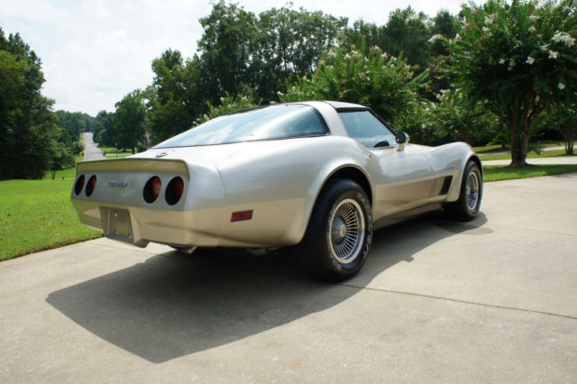 1982 Chevrolet Corvette Collector Edition - photo 5