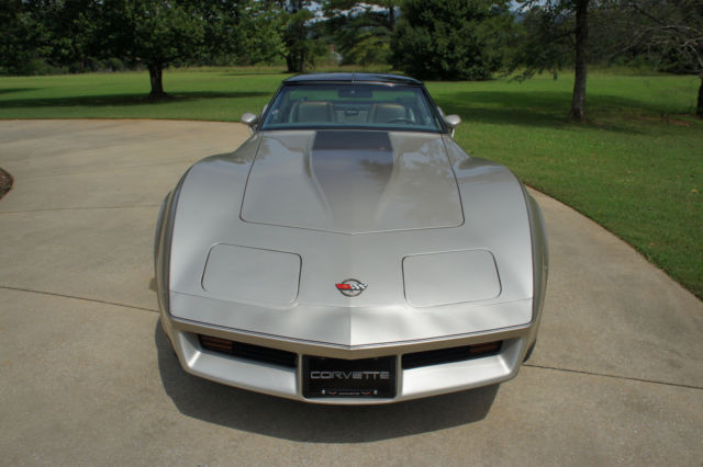 1982 Chevrolet Corvette Collector Edition - photo 8