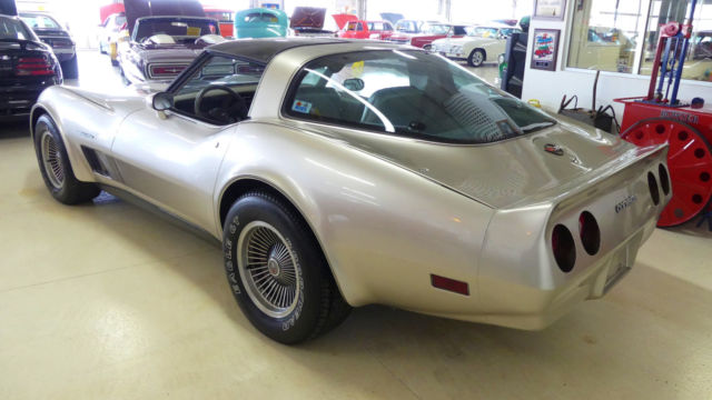 1982 Chevrolet Corvette Collector Edition - photo 8