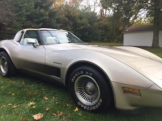1982 Chevrolet Corvette Collector Edition Coupe - photo 5