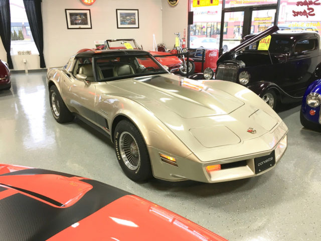 1982 Chevrolet Corvette COLLECTOR EDITION W/ 38K MILES - photo 5