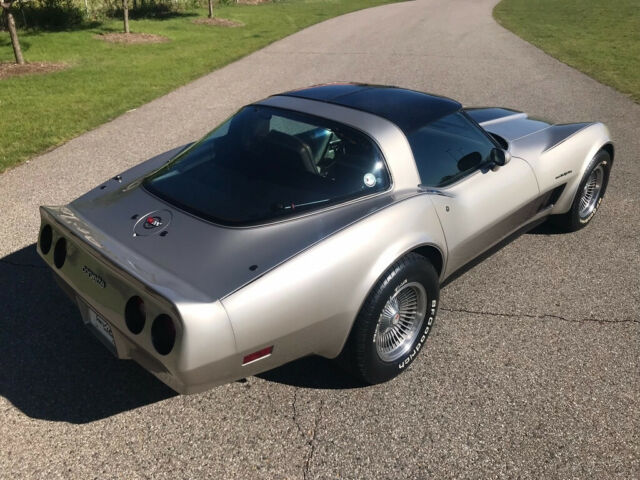 1982 Chevrolet Corvette Collector Edition - photo 10