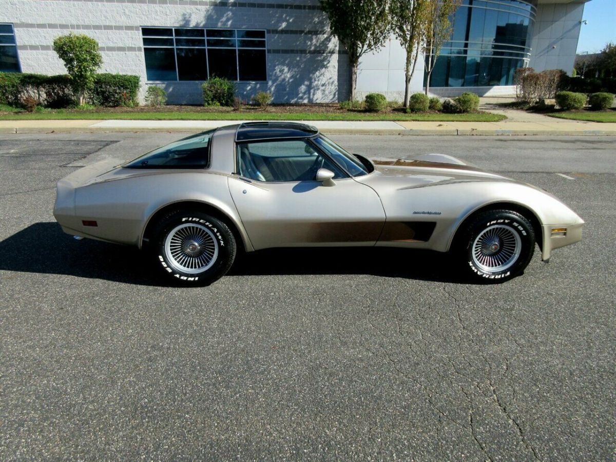1982 Chevrolet Corvette Collector Edition - photo 10