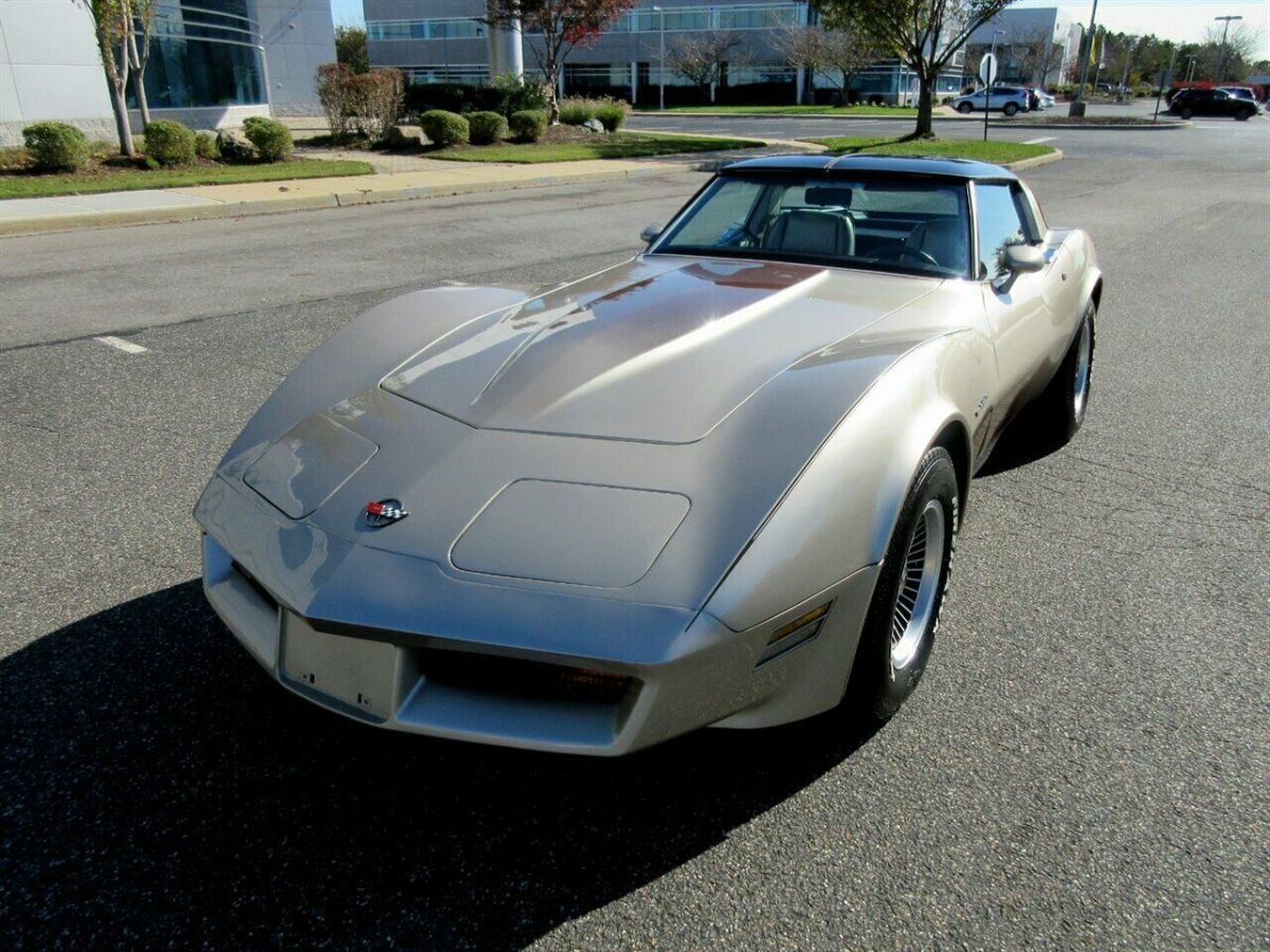 1982 Chevrolet Corvette Collector Edition - photo 5