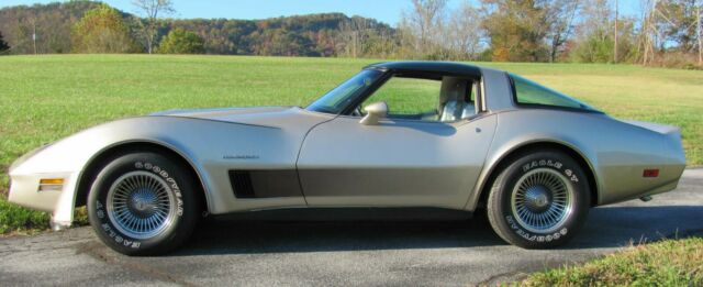 1982 Chevrolet Corvette Collector's Edition. 9,261 Miles, Numbers Matching.Org. 1982 Chevrolet Corvette Collector edition