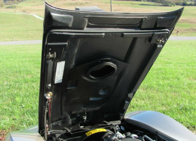 1982 Chevrolet Corvette Collector edition - photo 12