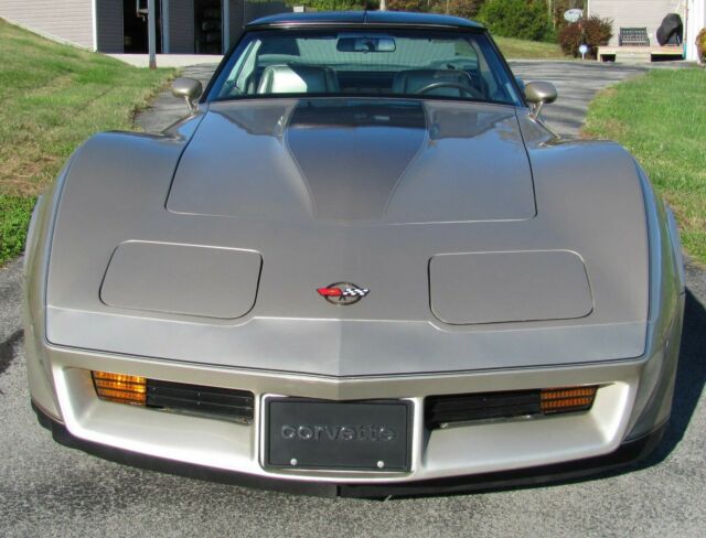 1982 Chevrolet Corvette Collector edition - photo 5