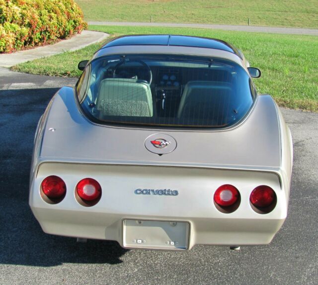 1982 Chevrolet Corvette Collector edition - photo 7