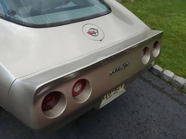 1982 Chevrolet Corvette Collector Edition - photo 5