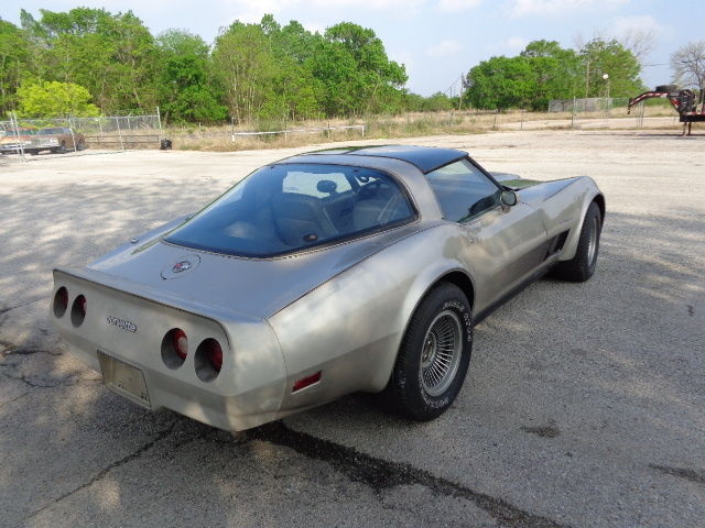 1982 Chevrolet Corvette - photo 2