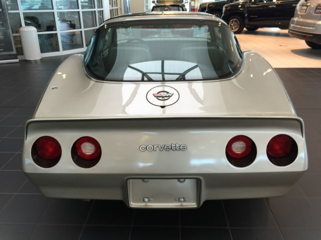 1982 Chevrolet Corvette - photo 7