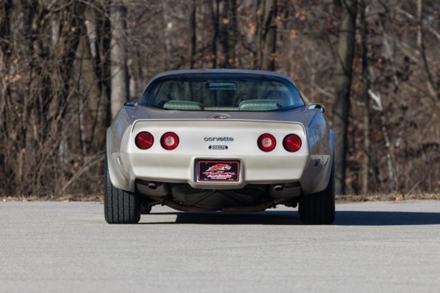 1982 Chevrolet Corvette Collectors Edition - photo 7