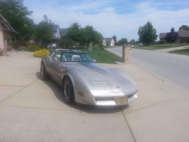 1982 Chevrolet Corvette Cross Fire Enjection - photo 4
