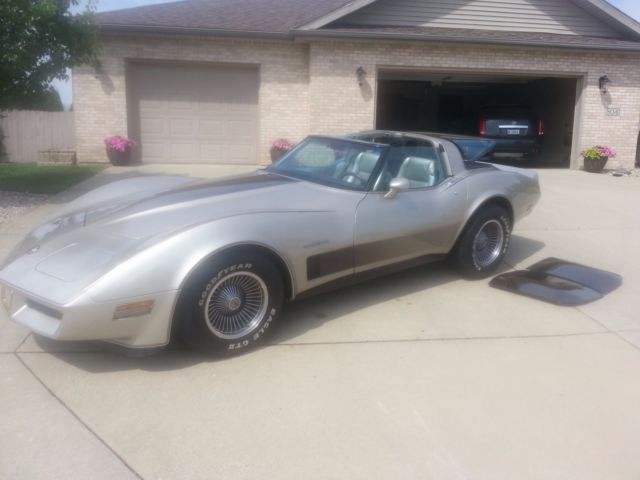 1982 Chevrolet Corvette Cross Fire Enjection - photo 9