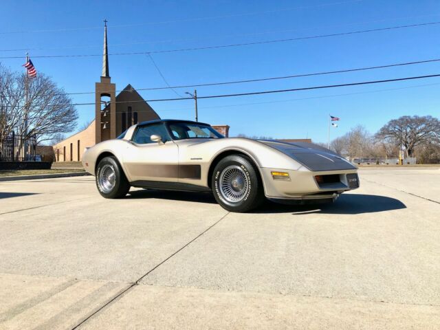 1982 Chevrolet Corvette - photo 4