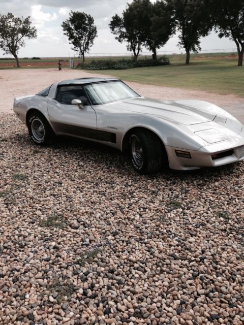 1982 Chevrolet Corvette - photo 5