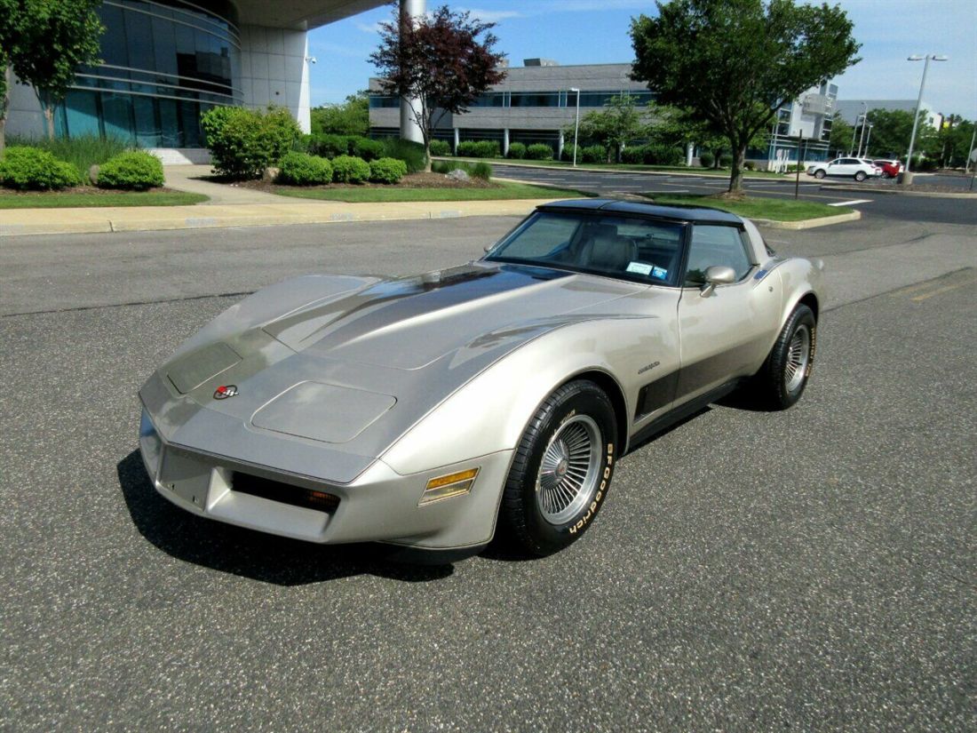 1982 Chevrolet Corvette Collector Edition - photo 5
