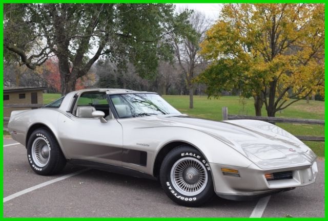 1982 Chevrolet Corvette Collectors Edition **low production** 45k Miles 1982 Chevrolet Corvette 1982 Chevrolet Corvette Collectors Edition 45k Miles