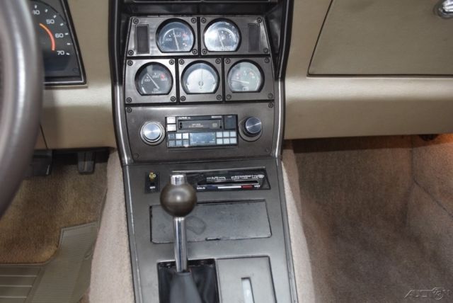 1982 Chevrolet Corvette 1982 Chevrolet Corvette Collectors Edition 45k Miles - photo 9