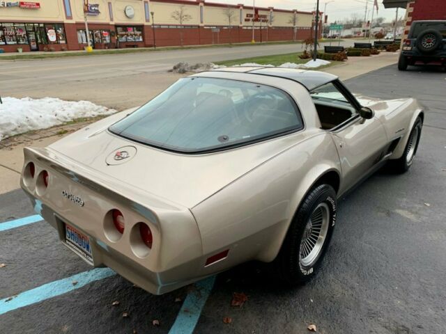 1982 Chevrolet Corvette -- - photo 10