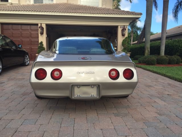 1982 Chevrolet Corvette - photo 5