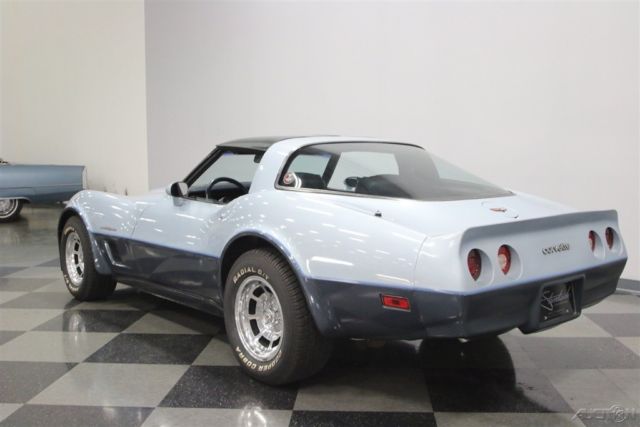 1982 Chevrolet Corvette - photo 9