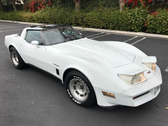 1982 Chevrolet Corvette - photo 9