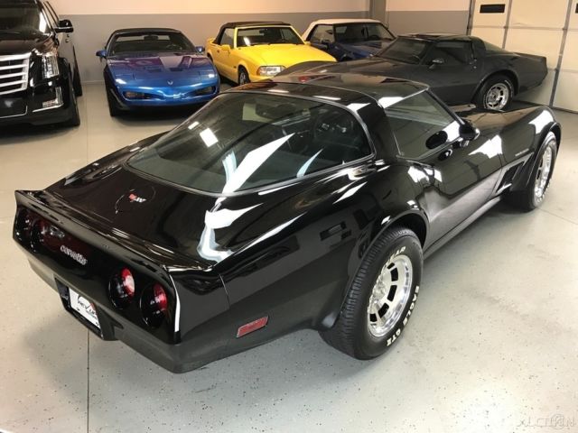 1982 Chevrolet Corvette - photo 9