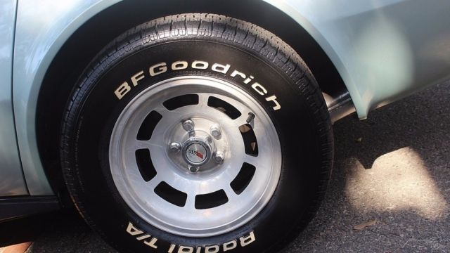 1982 Chevrolet Corvette Base Coupe 2-Door - photo 5