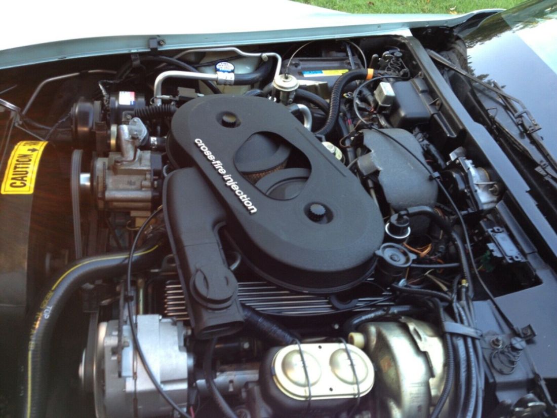 1982 Chevrolet Corvette - photo 3