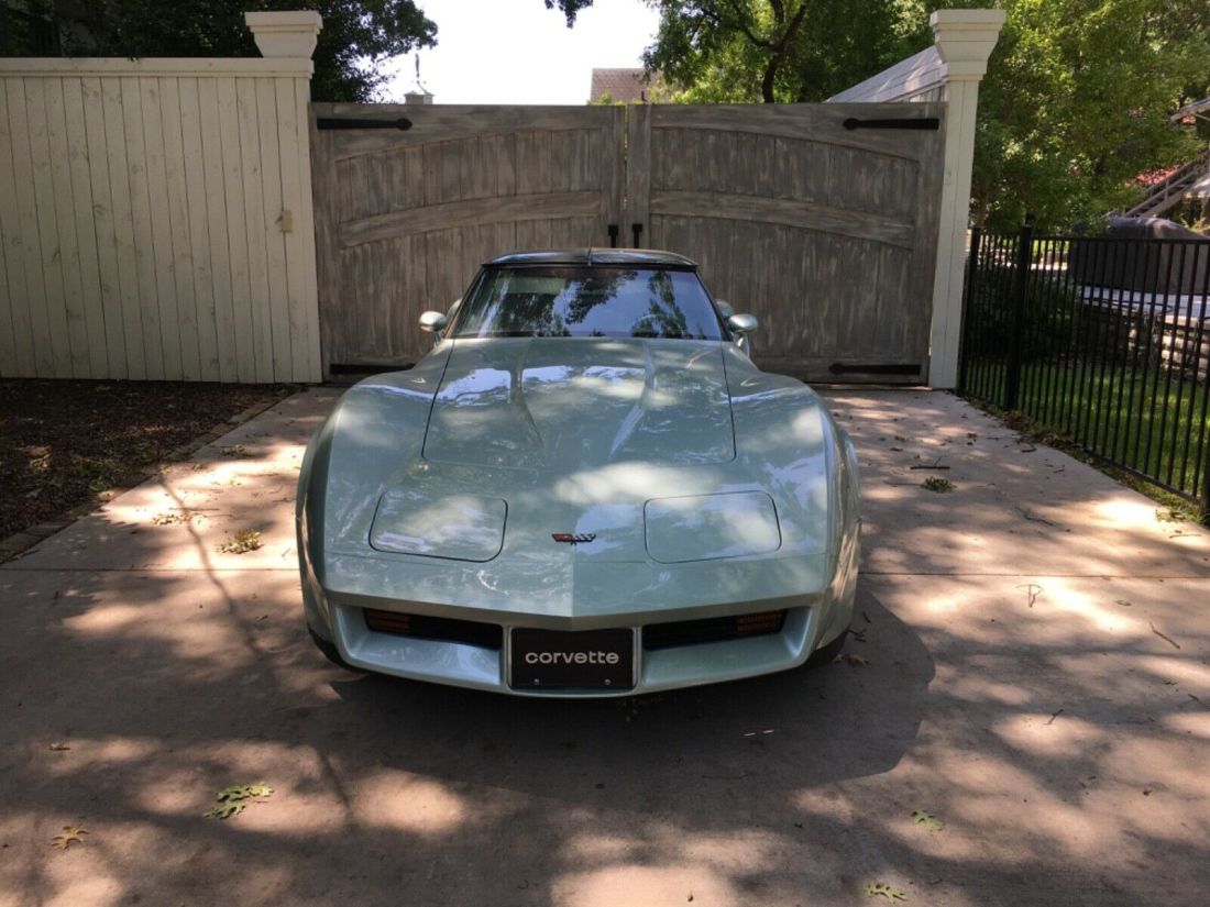 1982 Chevrolet Corvette - photo 7