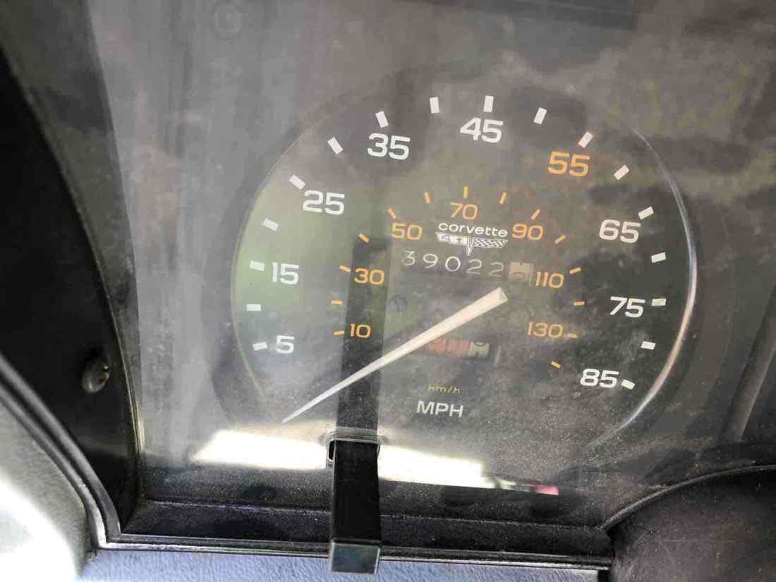 1982 Chevrolet Corvette - photo 9
