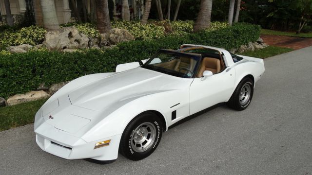 1982 Chevrolet Corvette FACTORY LEATHER - photo 9