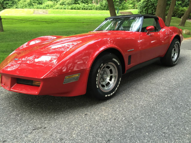 1982 Chevrolet Corvette - photo 2
