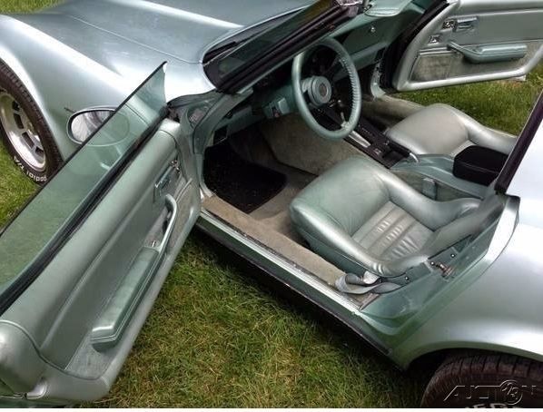 1982 Chevrolet Corvette Base Coupe 2-Door - photo 4