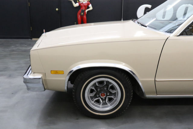 1982 Chevrolet El Camino 2dr Pickup - photo 4