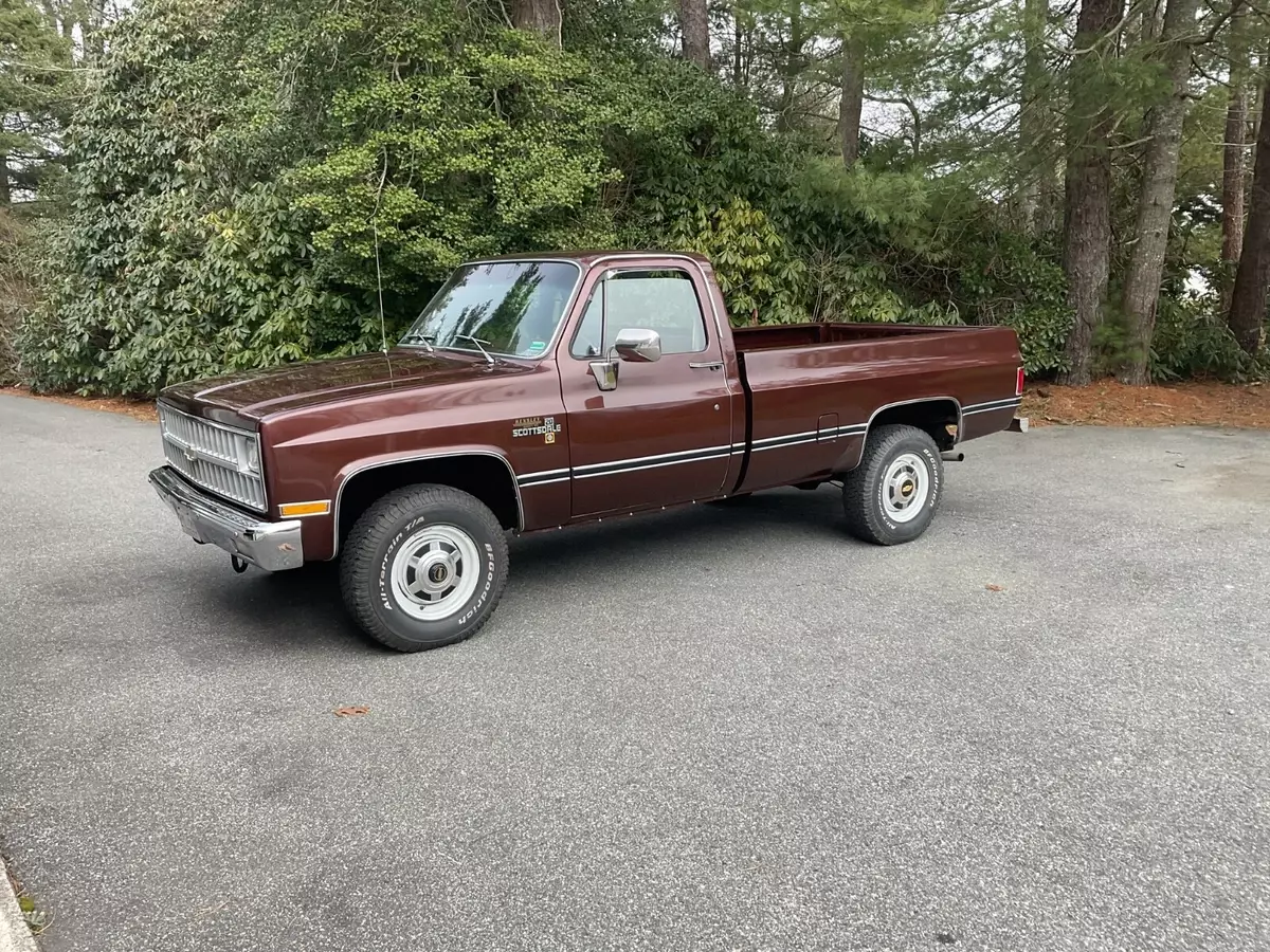 1982 Chevrolet k-20 4x4 original paint with 26396 original miles 1982 Chevrolet C/K Pickup 2500