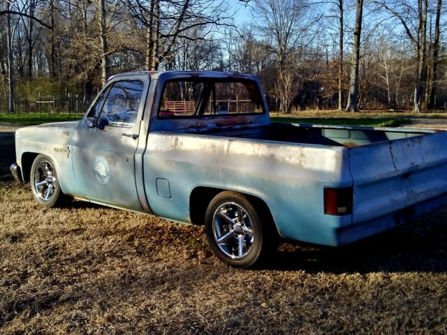 1982 Chevrolet C-10 - photo 2