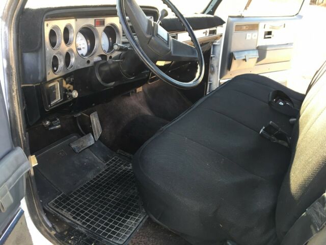 1982 Chevrolet C-10 Silverado - photo 10