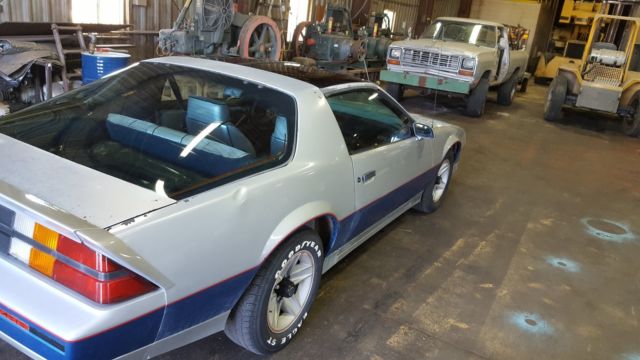 1982 Chevrolet Camaro - photo 12