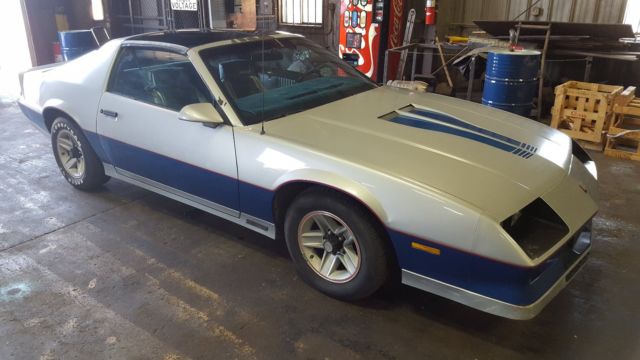 1982 Chevrolet Camaro - photo 13
